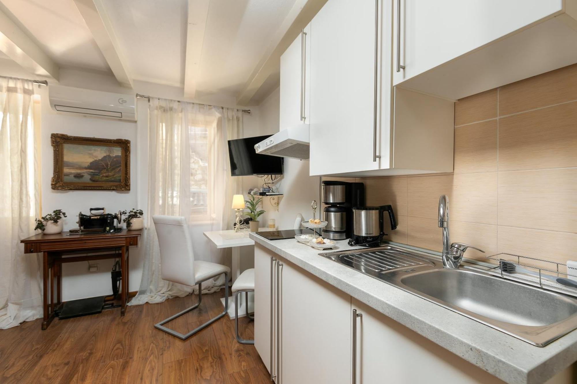 רוביני Duplex Apartment Camelia In Charming Old Town מראה חיצוני תמונה