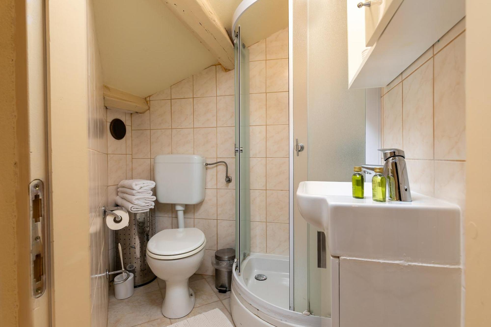 רוביני Duplex Apartment Camelia In Charming Old Town מראה חיצוני תמונה